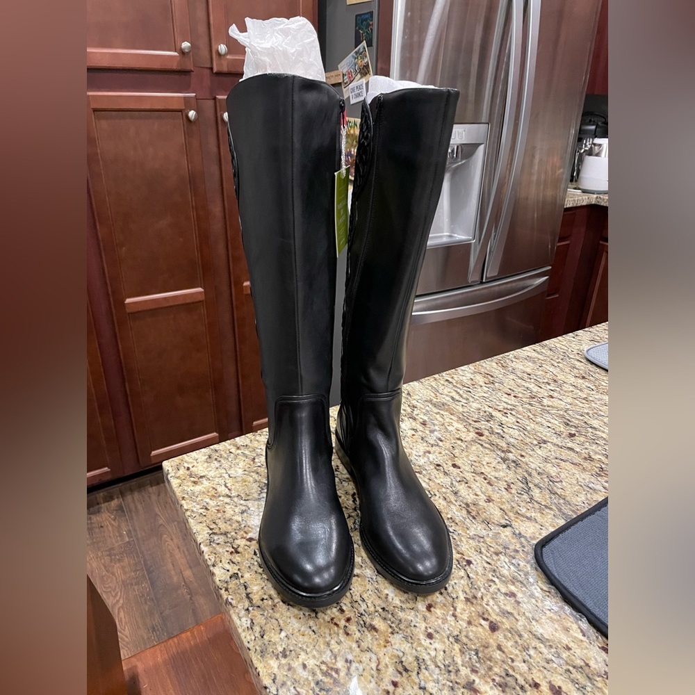 Gianni Bini Black Boots Size 10M